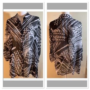 Chico light weight button up long blouse SZ XL 16